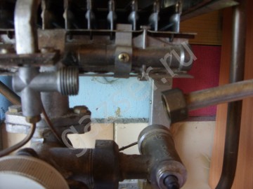 Датчик для газовой колонки юнкерс. Запальник на котел конорд. Котел лемакс тухнет запальник. Как почистить газовый запальник. Промывка теплообменника газовой колонки оазис.